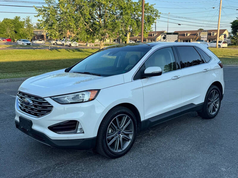 2020 Ford Edge Titanium