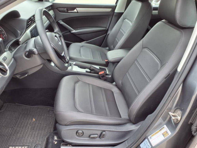 2022 Volkswagen Passat SE