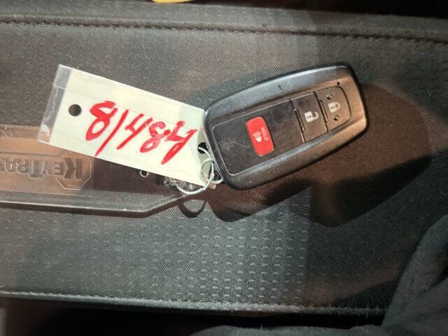 2019 Toyota Prius LE