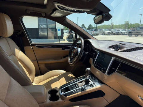 2018 Porsche Macan S
