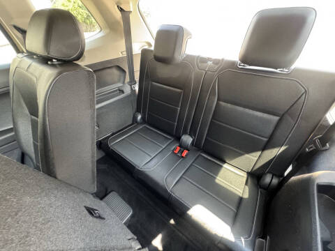 2021 Volkswagen Tiguan SE R-Line Black