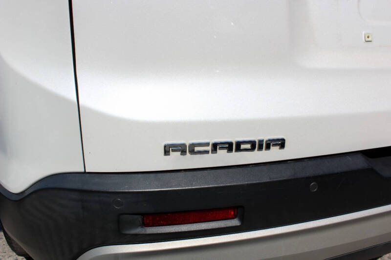 2017 GMC Acadia SLT-1