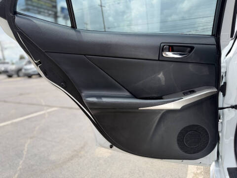 2015 Lexus IS 250 Crafted Line