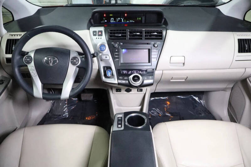 2013 Toyota Prius v