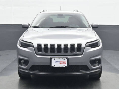 2019 Jeep Cherokee Latitude Plus Photo