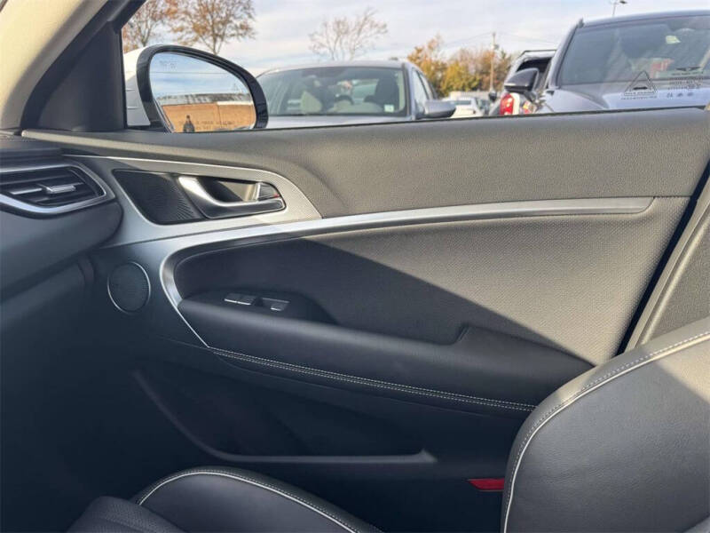 2026 Genesis G70 2.5T Prestige