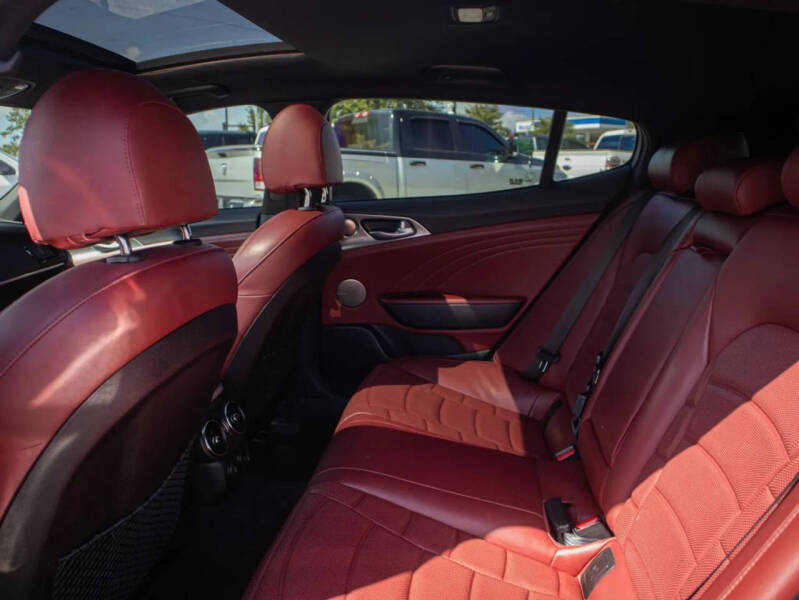 2022 Kia Stinger