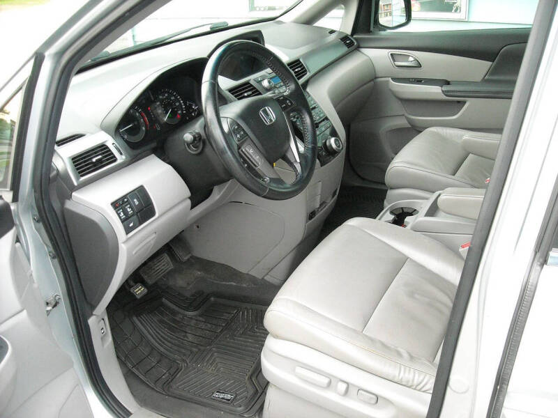 2011 Honda Odyssey EX-L w/DVD