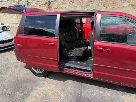 2016 Dodge Grand Caravan SXT Plus