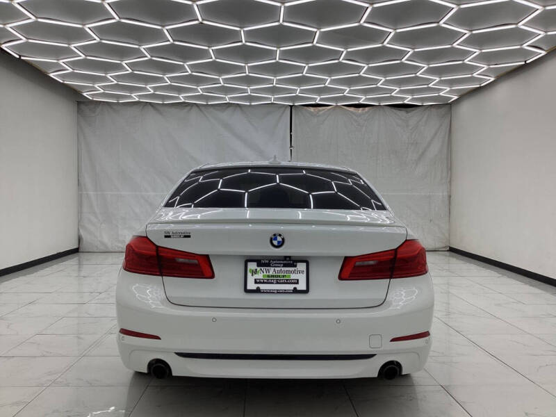 2017 BMW 5 Series 530i