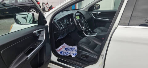 2016 Volvo XC60 T5 Premier