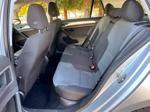 2015 Volkswagen e-Golf Limited Edition