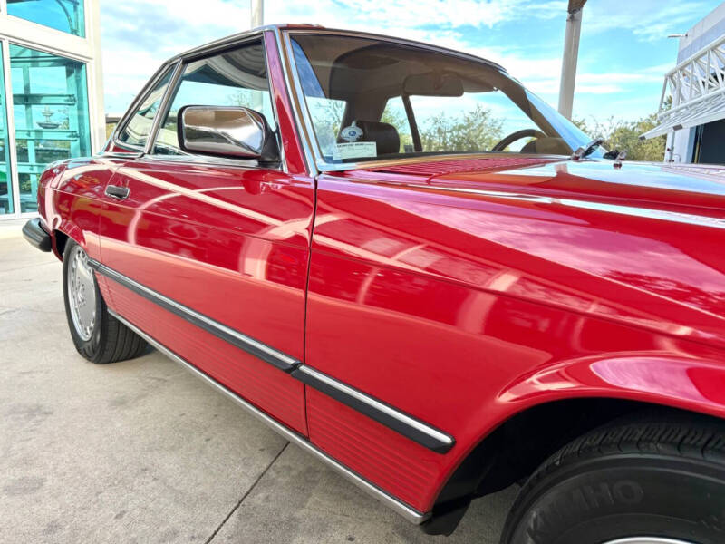 1989 Mercedes-Benz 560-Class 560 SL