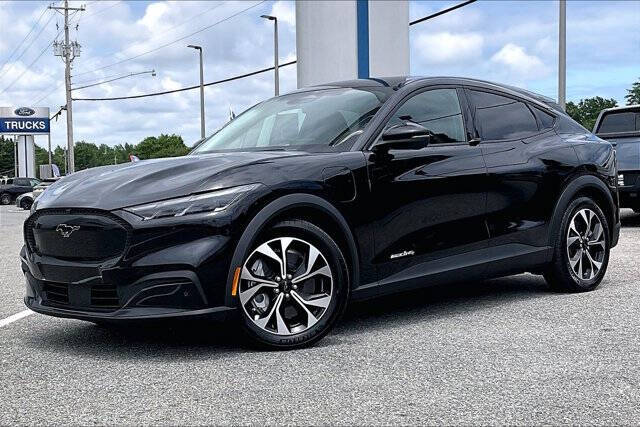 2025 Ford Mustang Mach-E Select