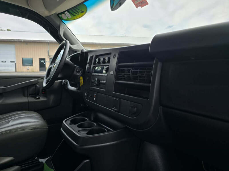 2017 Chevrolet Express 2500