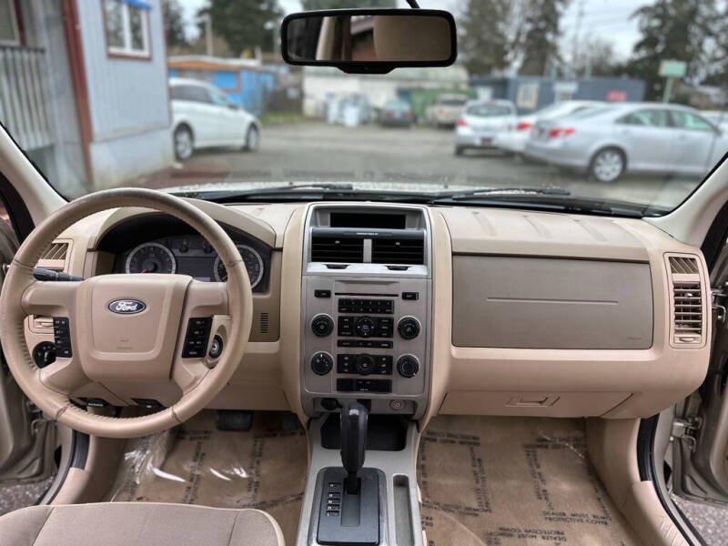 2010 Ford Escape XLT