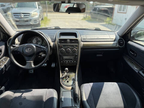 2001 Lexus IS 300