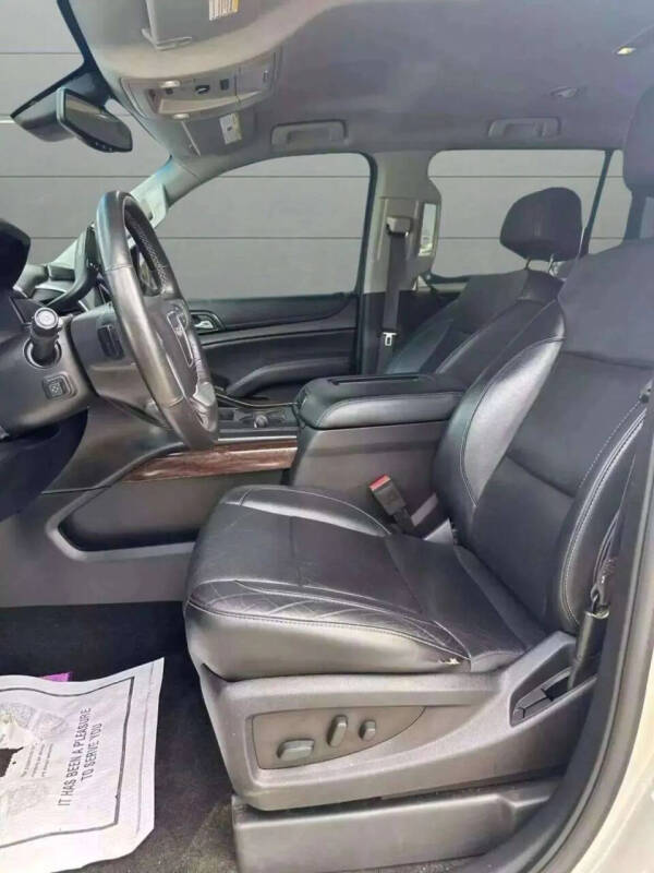 2017 GMC Yukon XL SLT