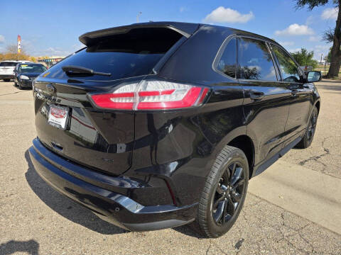 2022 Ford Edge SE
