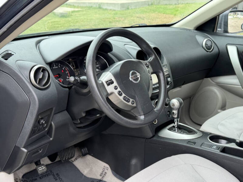 2014 Nissan Rogue Select S