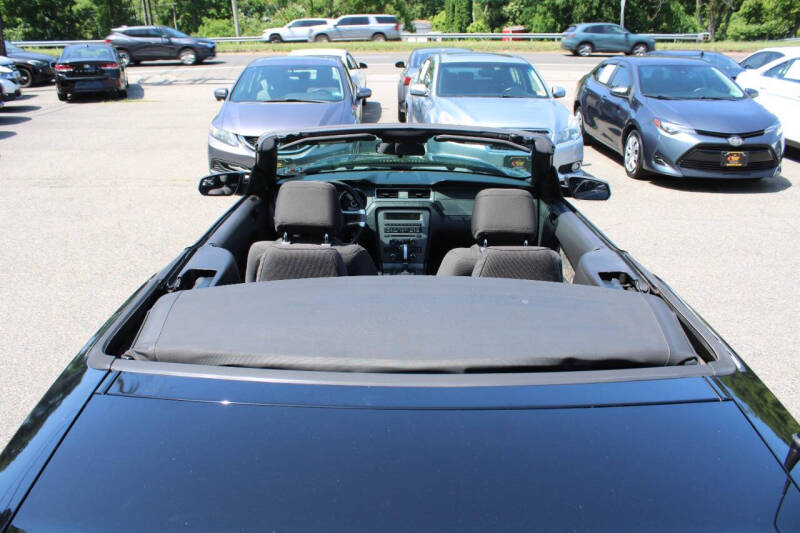 2014 Ford Mustang V6
