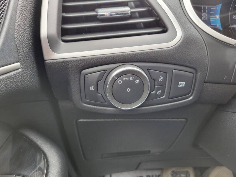 2020 Ford Edge SEL