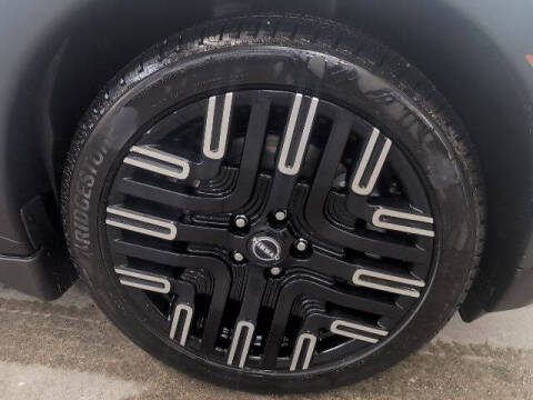 2026 Nissan LEAF Platinum+