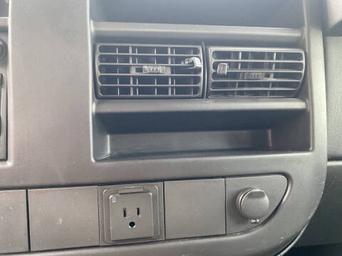 2015 GMC Savana 2500