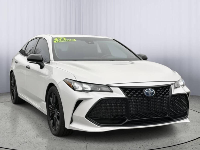 2022 Toyota Avalon Hybrid XSE Nightshade