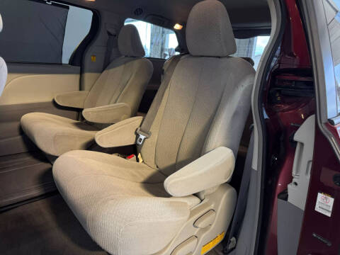 2011 Toyota Sienna