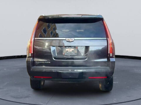 2015 Cadillac Escalade Luxury