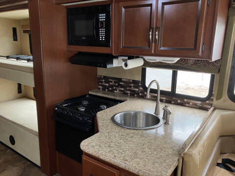 2015 Thor Motor Coach ACE