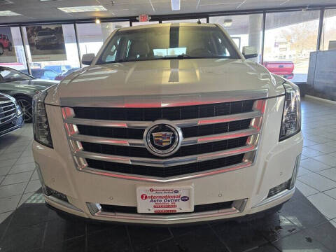 2015 Cadillac Escalade ESV Luxury