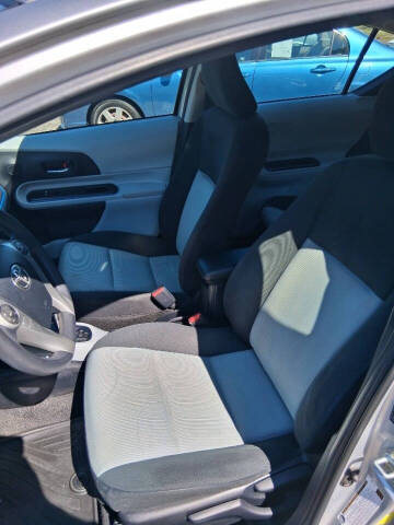 2012 Toyota Prius c Three
