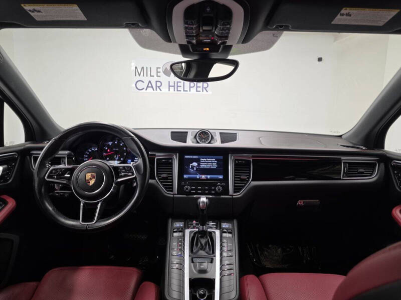 2016 Porsche Macan S