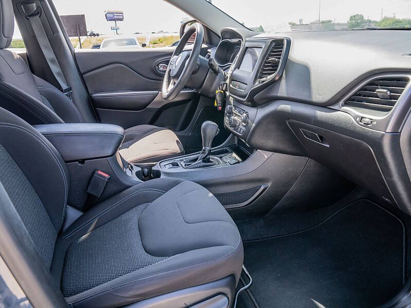 2019 Jeep Cherokee Latitude