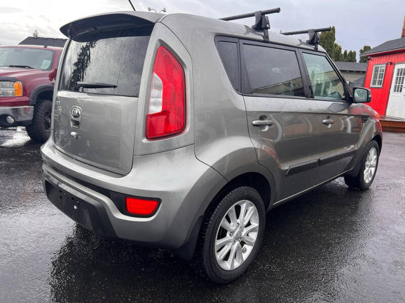 2013 Kia Soul +