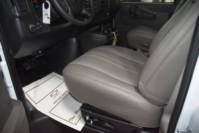 2026 Chevrolet Express LS 3500