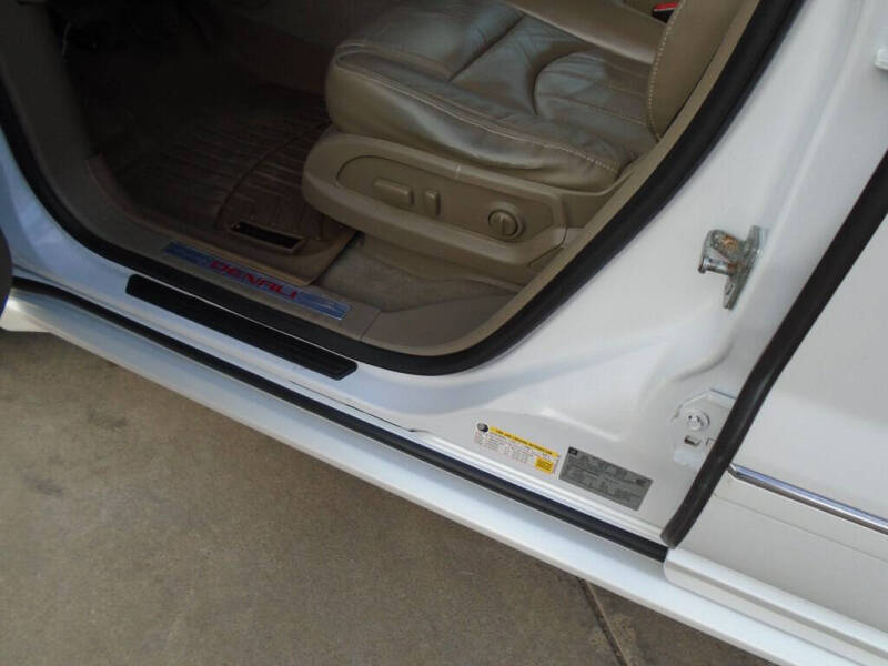 2016 GMC Acadia Denali