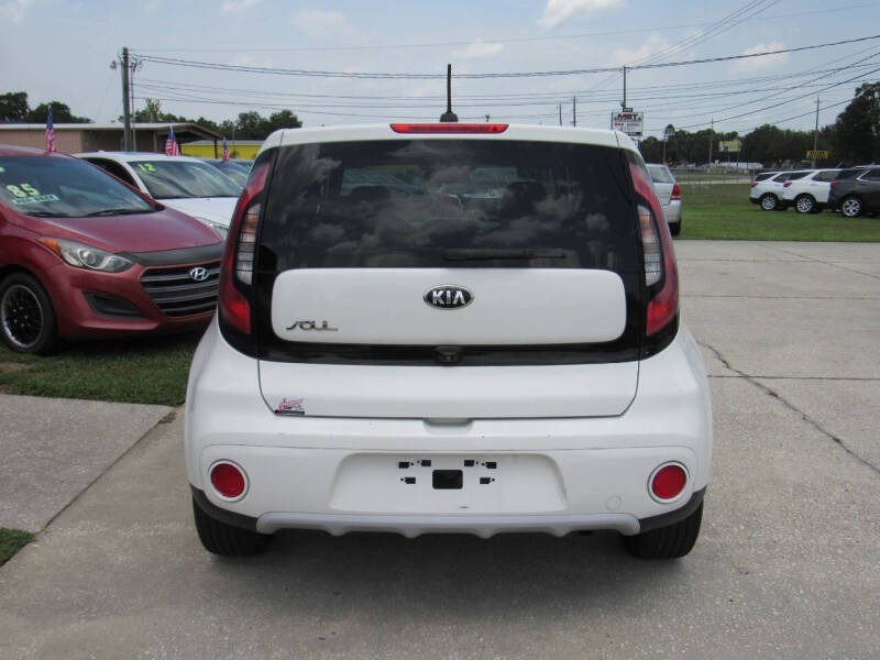 2019 Kia Soul +