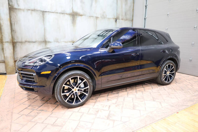 2023 Porsche Cayenne Platinum Edition