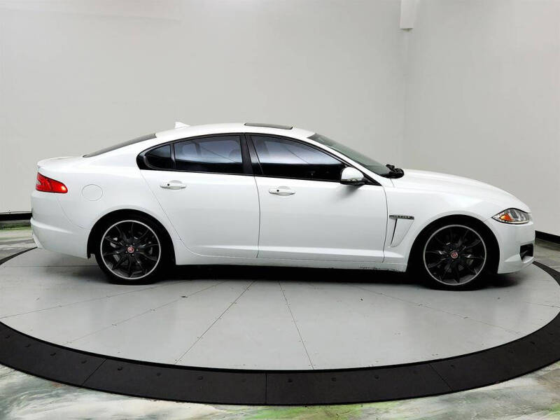 2015 Jaguar XF 3.0 Sport