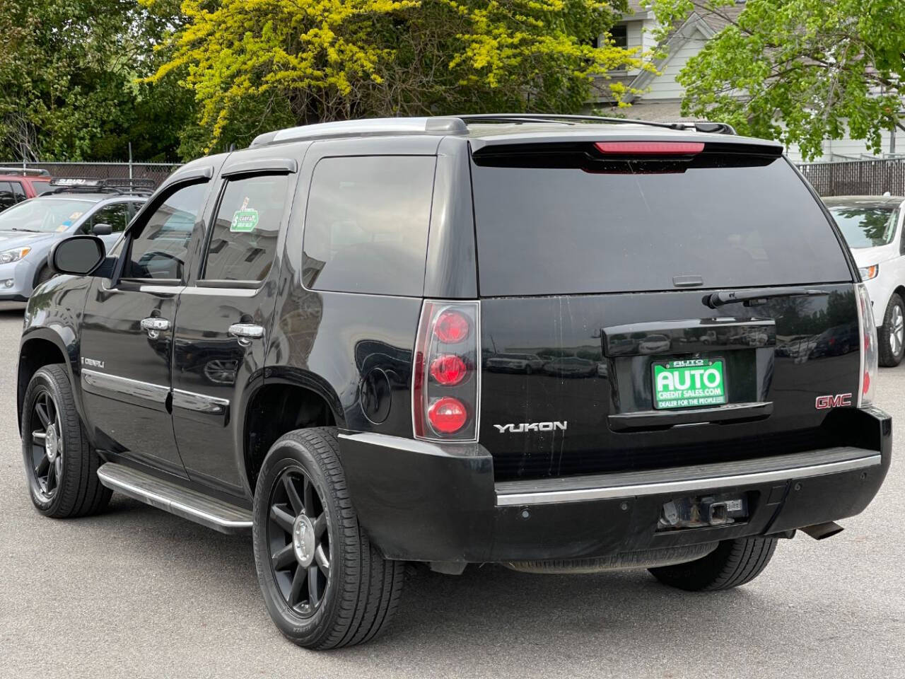 Black 2007 GMC Yukon Denali AWD Denali 4dr SUV 2