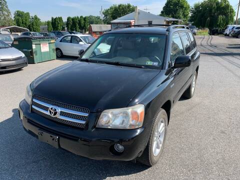2006 Toyota Highlander Hybrid for sale at Sam's Auto in Akron PA