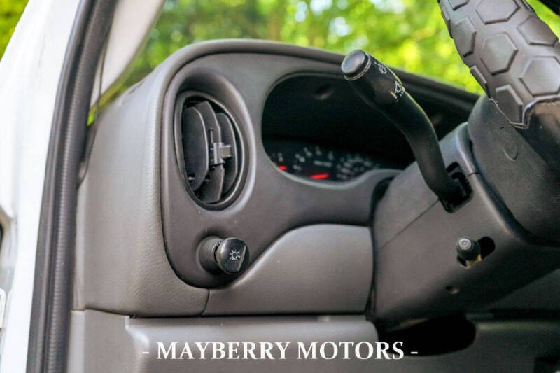 2006 Ford E-Series E-350 SD