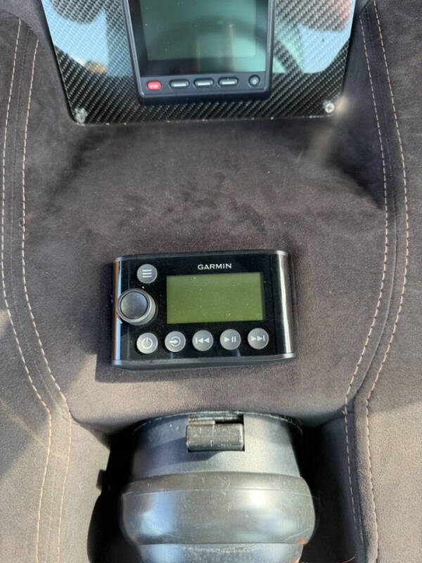 2016 Statement Marine 380 Open