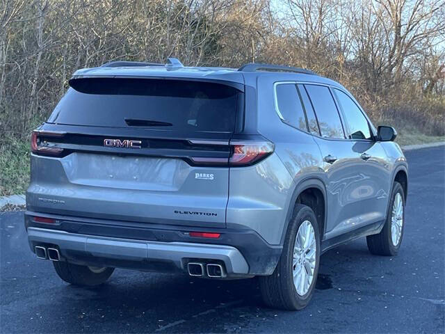 2024 GMC Acadia Elevation