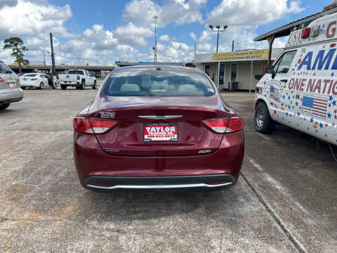 2015 Chrysler 200 Limited