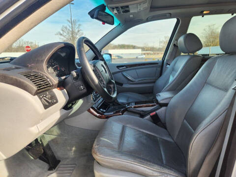 2004 BMW X5 3.0i