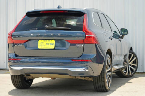 2023 Volvo XC60 B5 Ultimate Bright Theme
